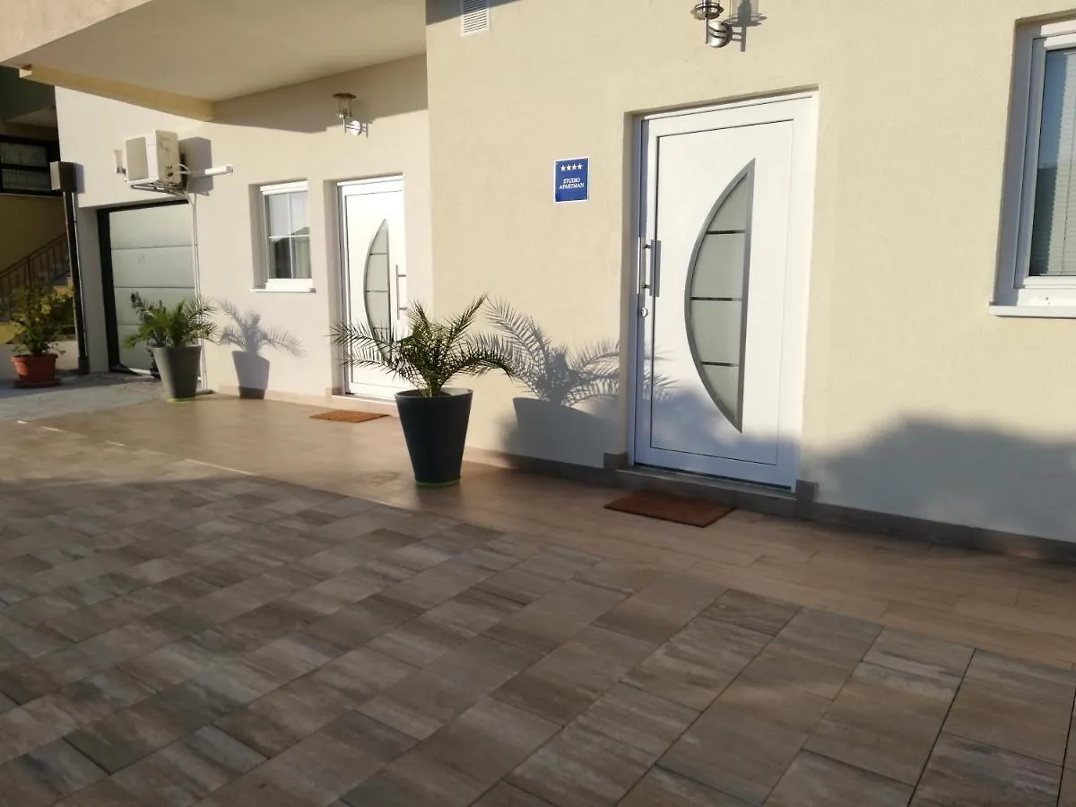 Apartments Villa Urbajs Vrsar Croatia